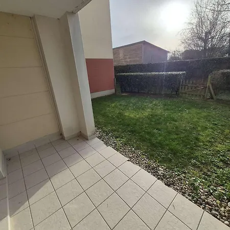 아파트 Rdc Avec Terrasse, 2 Chambres, Parking Prive Et Animaux Admis - - Fr-1-674-32